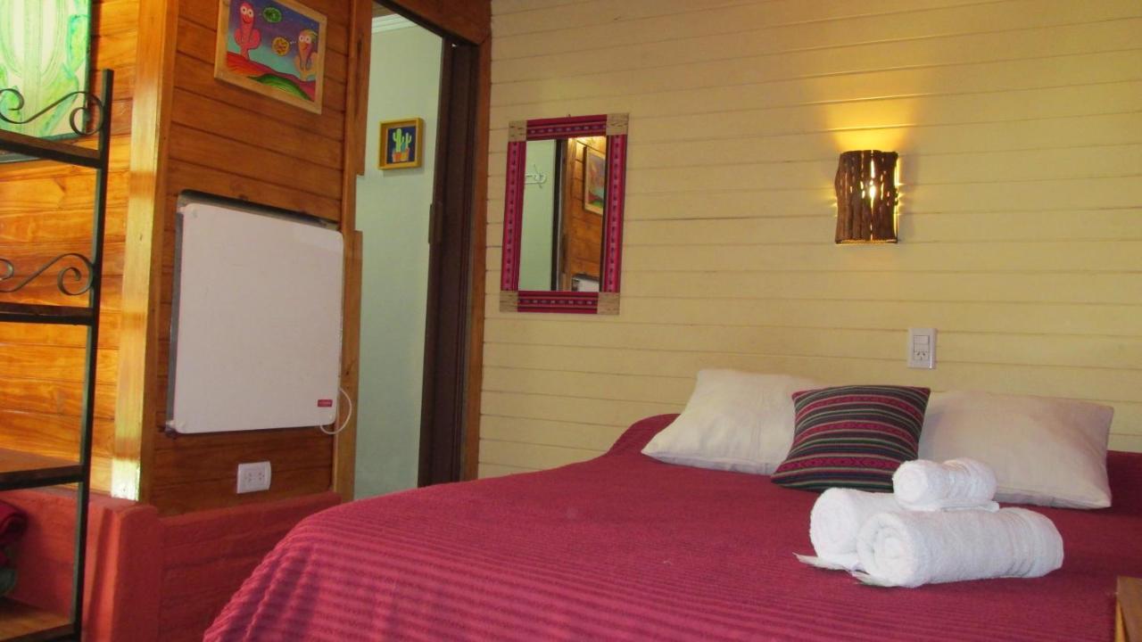 Hostal Del Suri Cafayate Exteriör bild